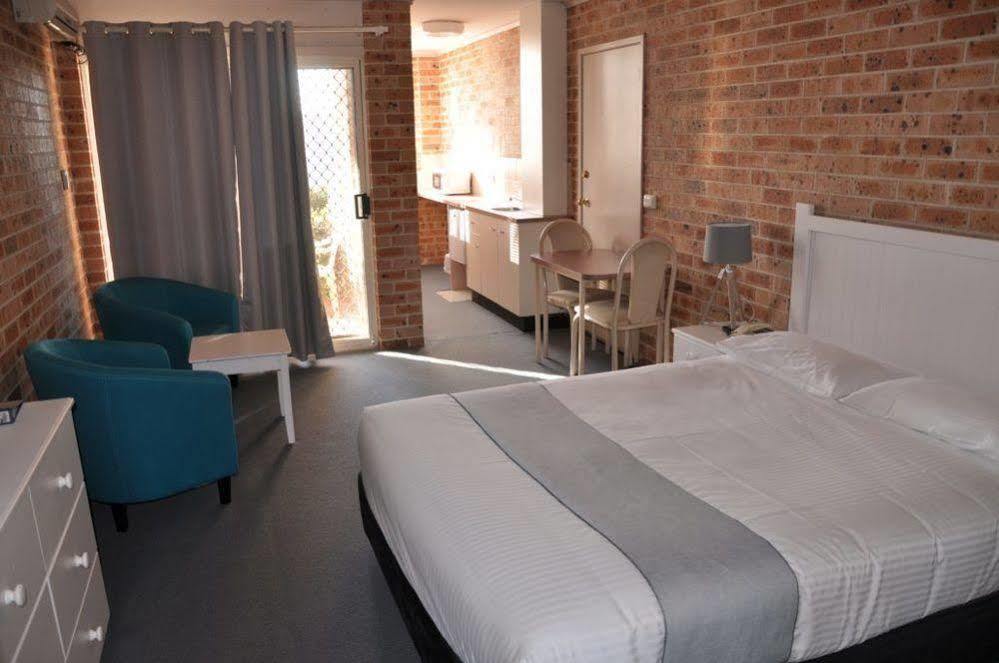 Lake Haven Motor Inn Gorokan Esterno foto