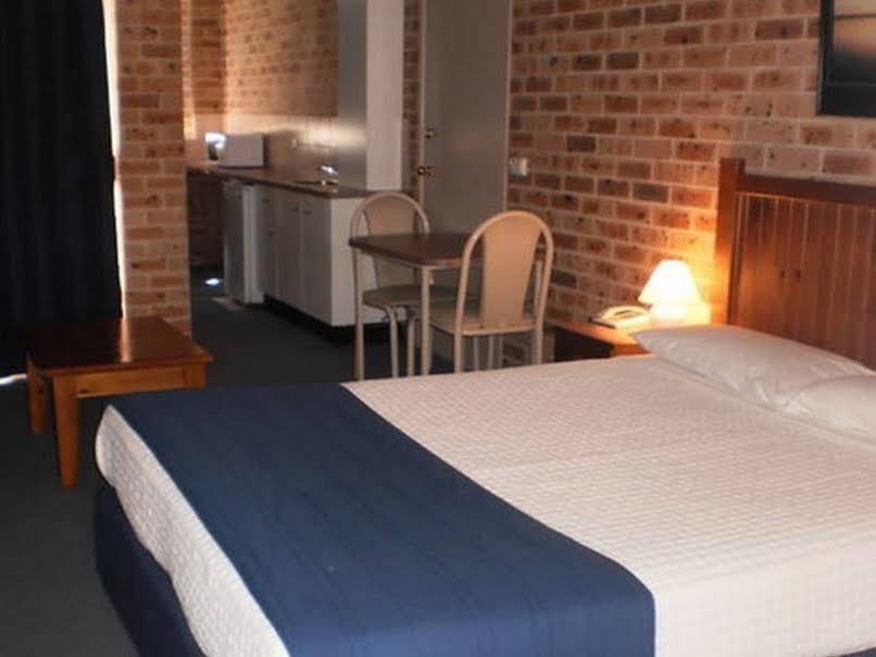 Lake Haven Motor Inn Gorokan Esterno foto
